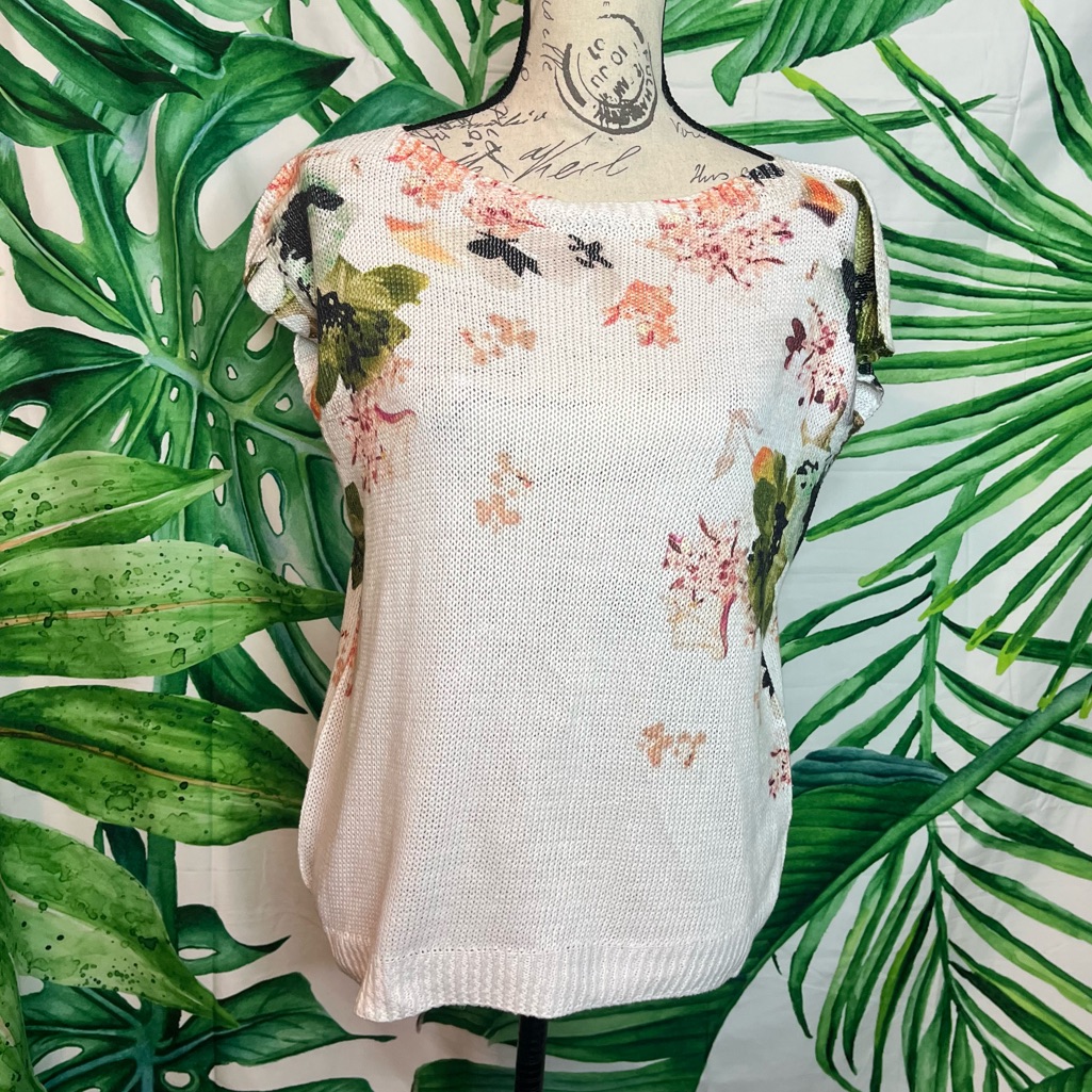 Luisa Ricci M Italian Gorgeous Spring Summer Pink Floral Knit Sleeveless Sweater